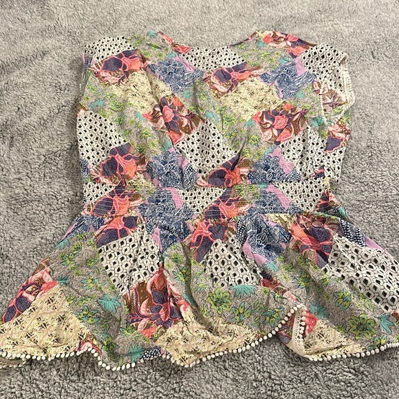 Victoria’s Secret bathing suit cover-up - Picture 5 of 5